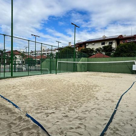 Apto Cond. Porto Ventura 3 Quartos フロリアノポリス エクステリア 写真
