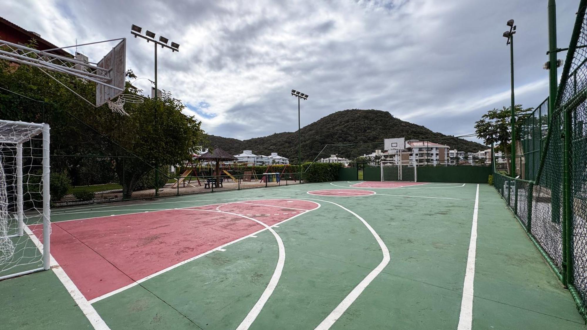 Apto Cond. Porto Ventura 3 Quartos フロリアノポリス エクステリア 写真