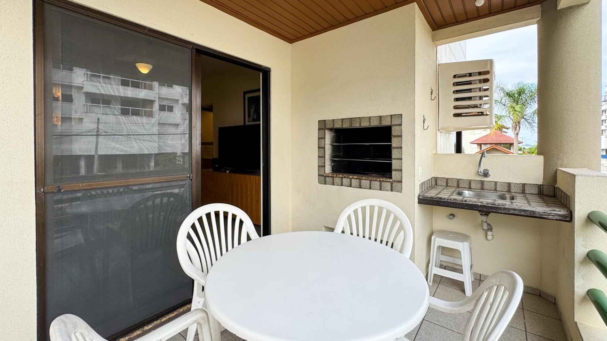Apto Cond. Porto Ventura 3 Quartos フロリアノポリス エクステリア 写真