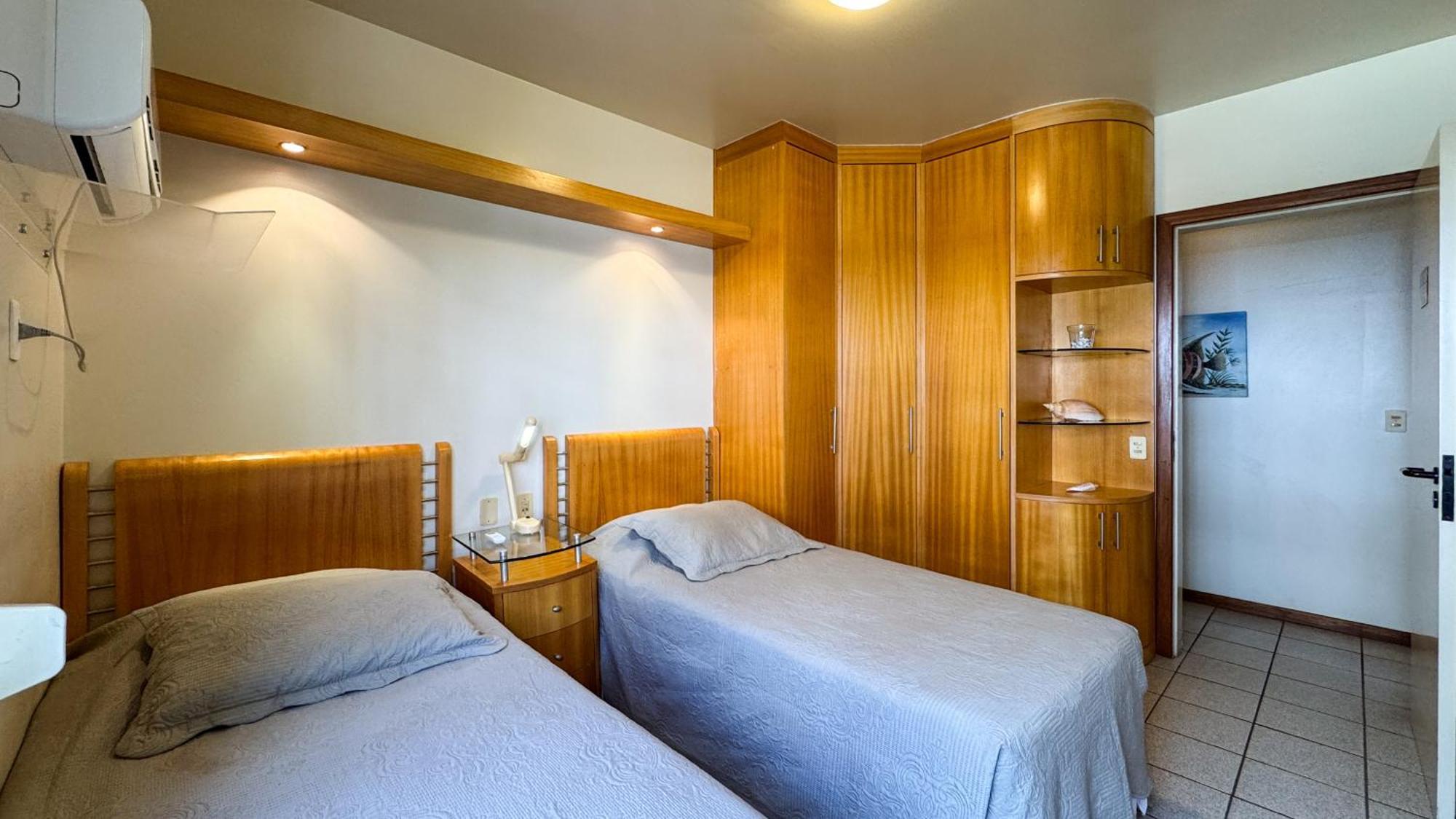 Apto Cond. Porto Ventura 3 Quartos フロリアノポリス エクステリア 写真