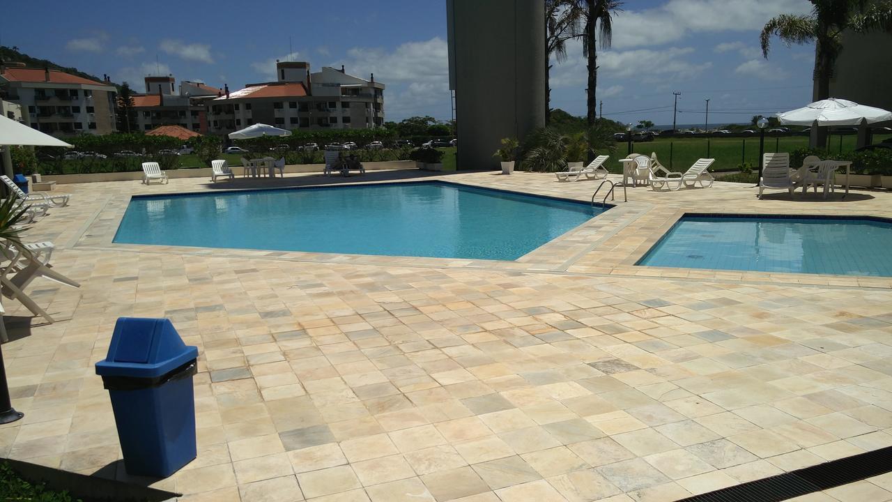 Apto Cond. Porto Ventura 3 Quartos フロリアノポリス エクステリア 写真