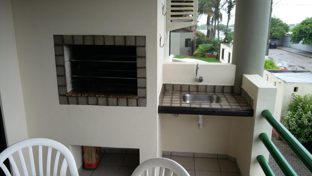 Apto Cond. Porto Ventura 3 Quartos フロリアノポリス エクステリア 写真